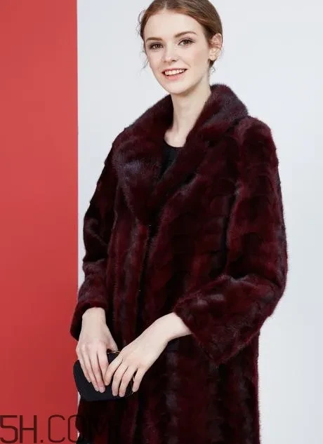 2025年水貂皮草行情_水貂皮草面料特点_水貂皮草价格范围