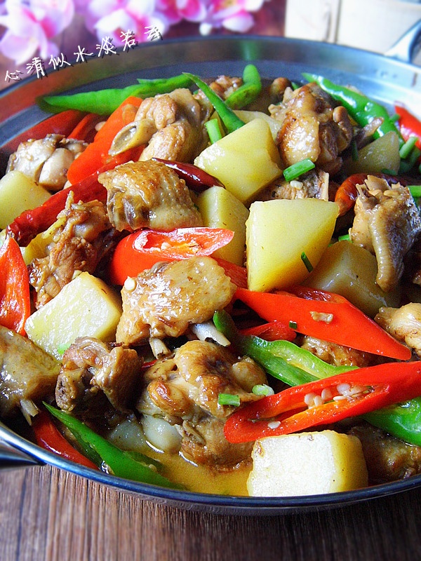 新疆大盘鸡皮带面_新疆大盘鸡食谱_正宗大盘鸡做法