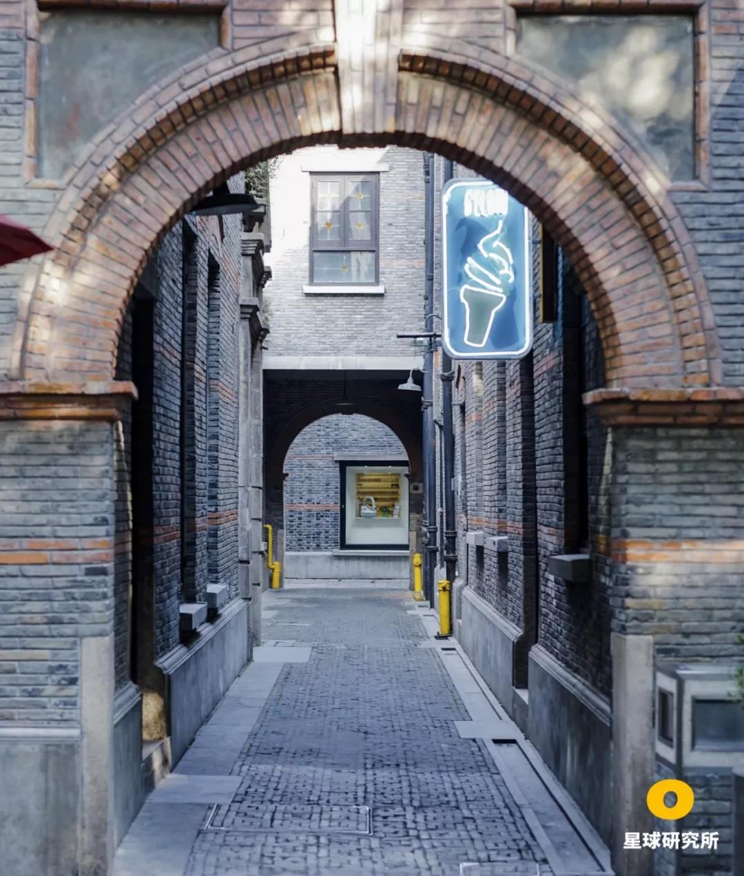 魔都上海历史发展_上海江南名庐尾盘_上海城市美学特征