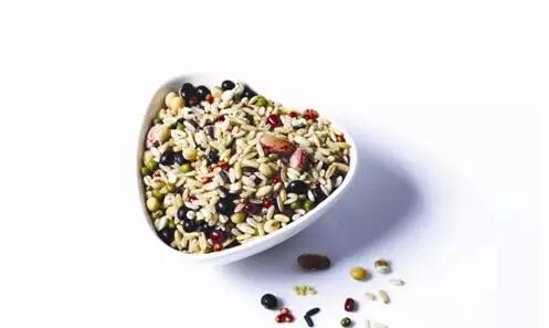 不吃主食减肥可取吗_主食怎么吃减肥_晚上不吃饭会反弹吗