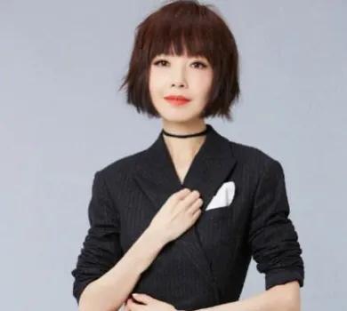 鲁豫 主持生涯 采访节目 电视名人_鲁豫 事业成功 主持人 晚年生活_张轶涵和鲁豫