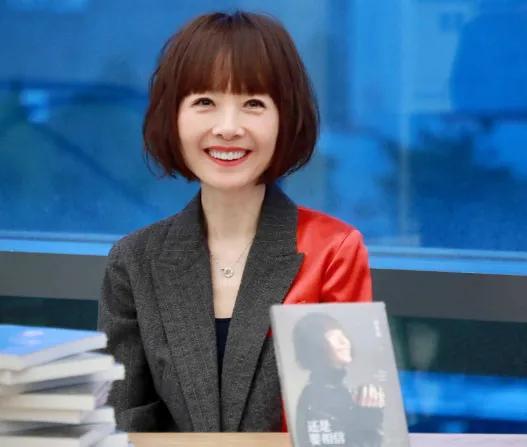 张轶涵和鲁豫_鲁豫 事业成功 主持人 晚年生活_鲁豫 主持生涯 采访节目 电视名人