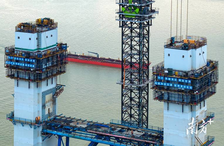 双层悬索桥世界纪录_狮子洋大桥主塔封顶_悬索桥的发展趋势